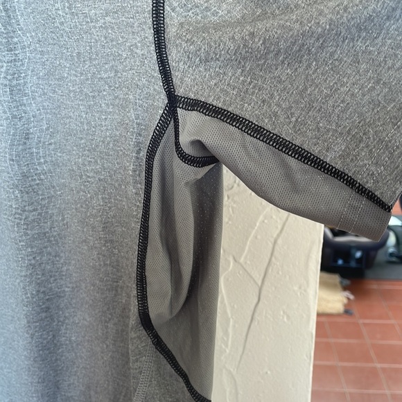 Nike pro Hypercool fitted tee - Picture 4 of 5